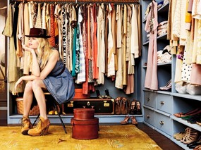 Clothes closet declutter